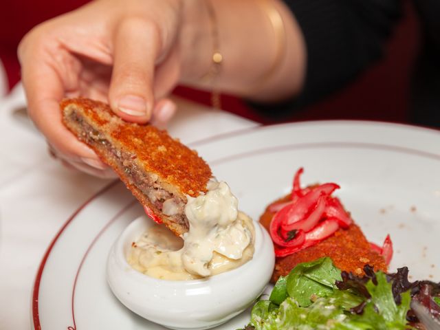 Au Pied de Cochon Croustillant de pied de cochon