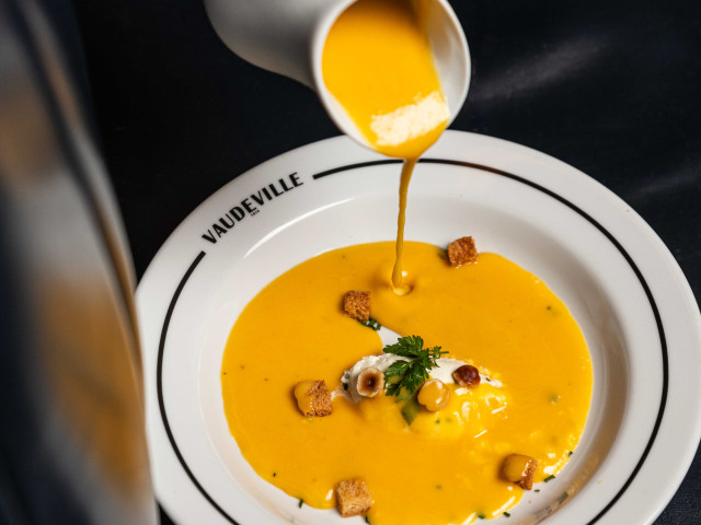 Brasserie Vaudeville VELOUTÉ DE BUTTERNUT