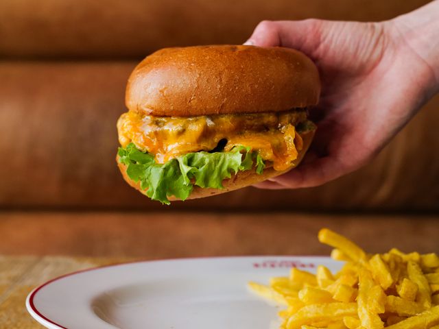 Les Deux Stations Le Burger