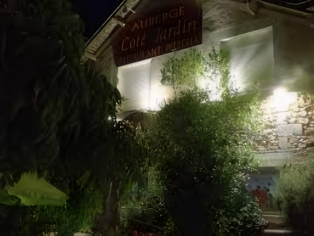 Auberge Côté Jardin