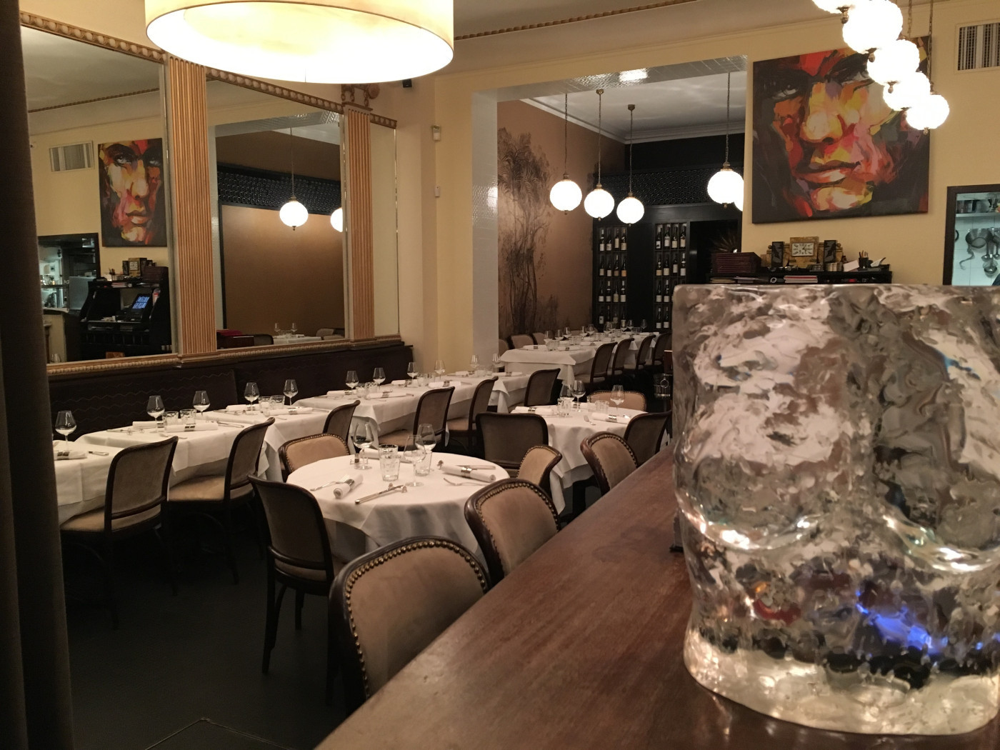 Bistro Volnay