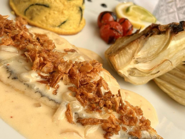 Restaurant Le Saint Pierre Poisson de la criée normande et son fumet, flan de légumes