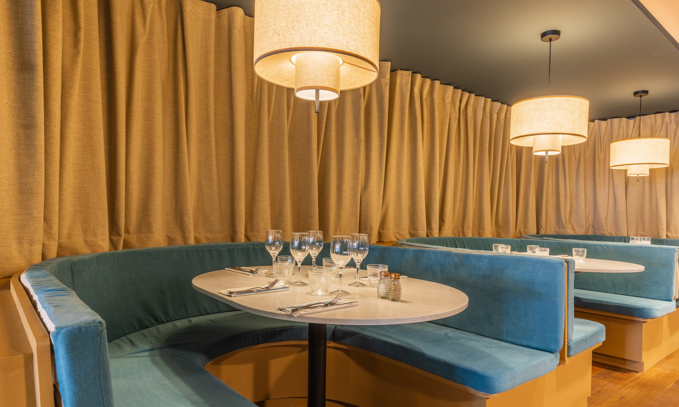 Sarl Restaurant Charost
