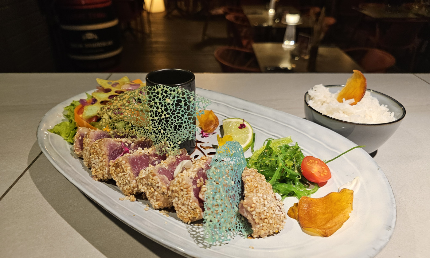 写真、雰囲気、料理