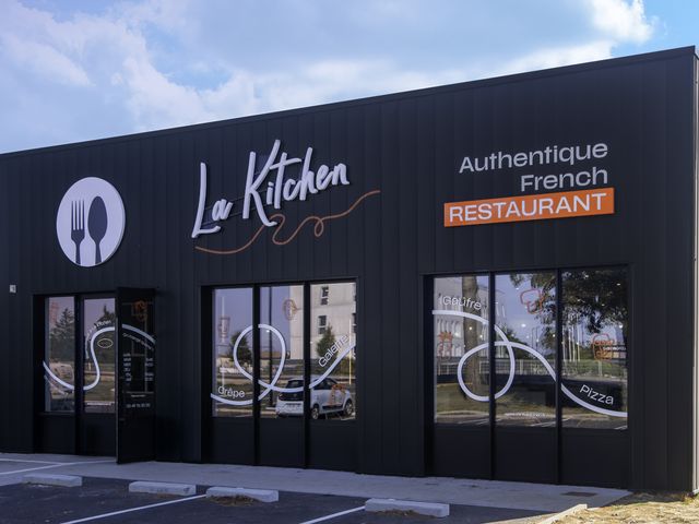 LA KITCHEN