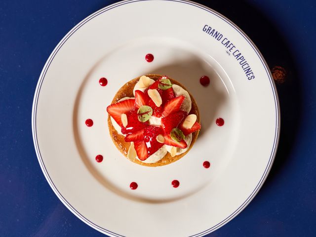 Le Grand Café Capucines Tarte amandine aux fruits de saison