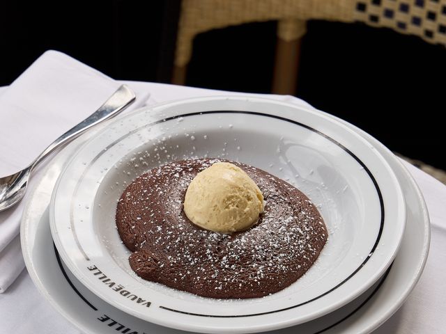 Brasserie Vaudeville Mousse soufflée au chocolat