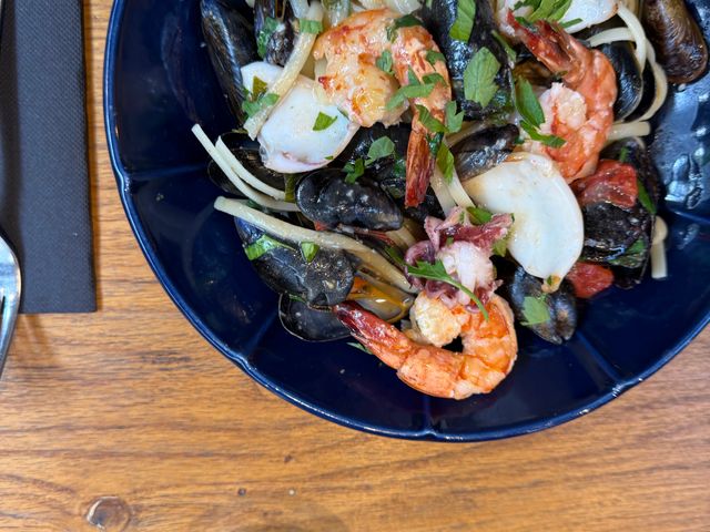 La Cantinetta Linguine fruit de mer