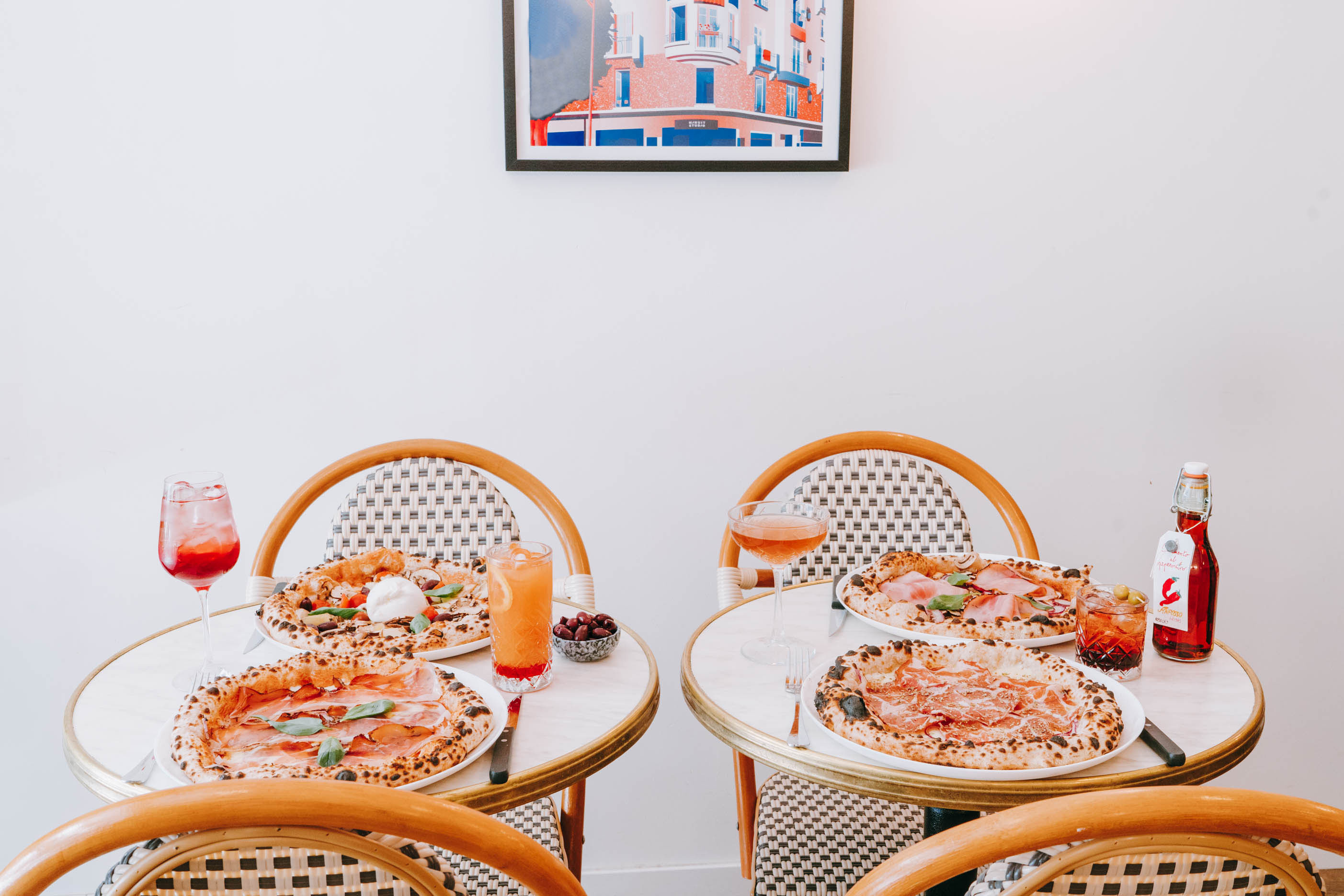 Mono - Restaurant - Pizza Napolitaine