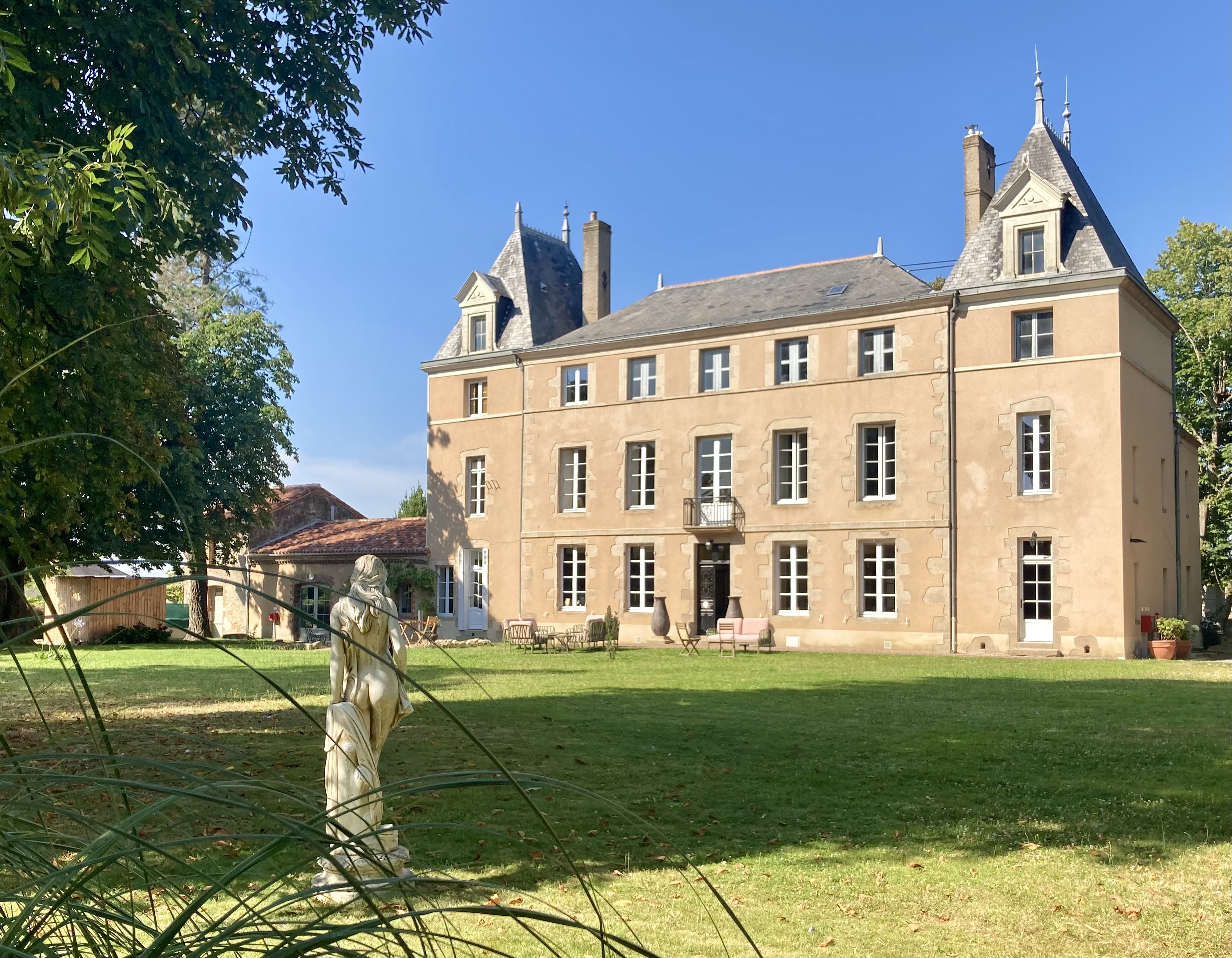 Maison Patte Noire "1 lieu, 2 restaurants"