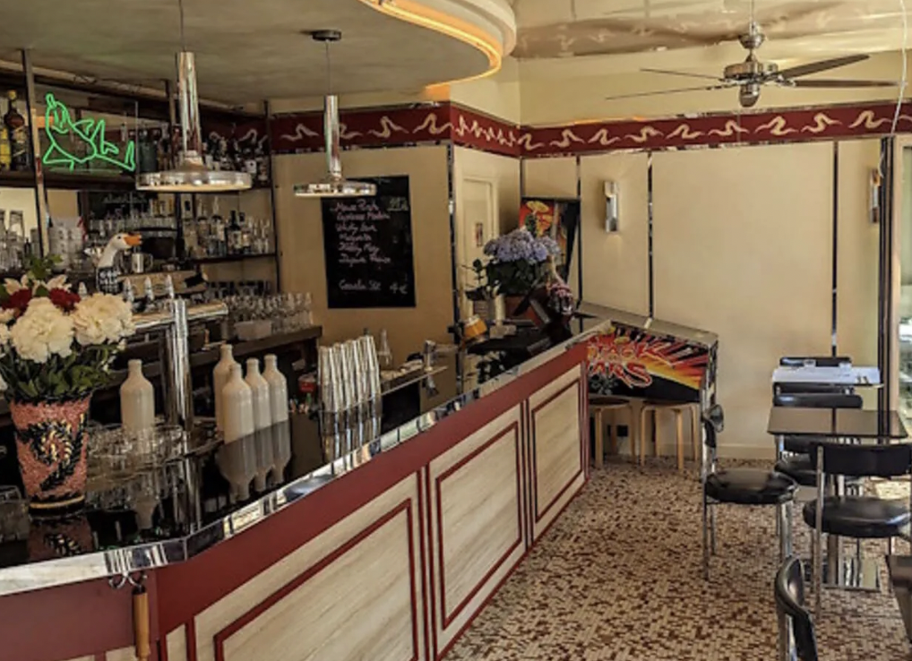 Le Cornichon - Bar - Restaurant - FDJ