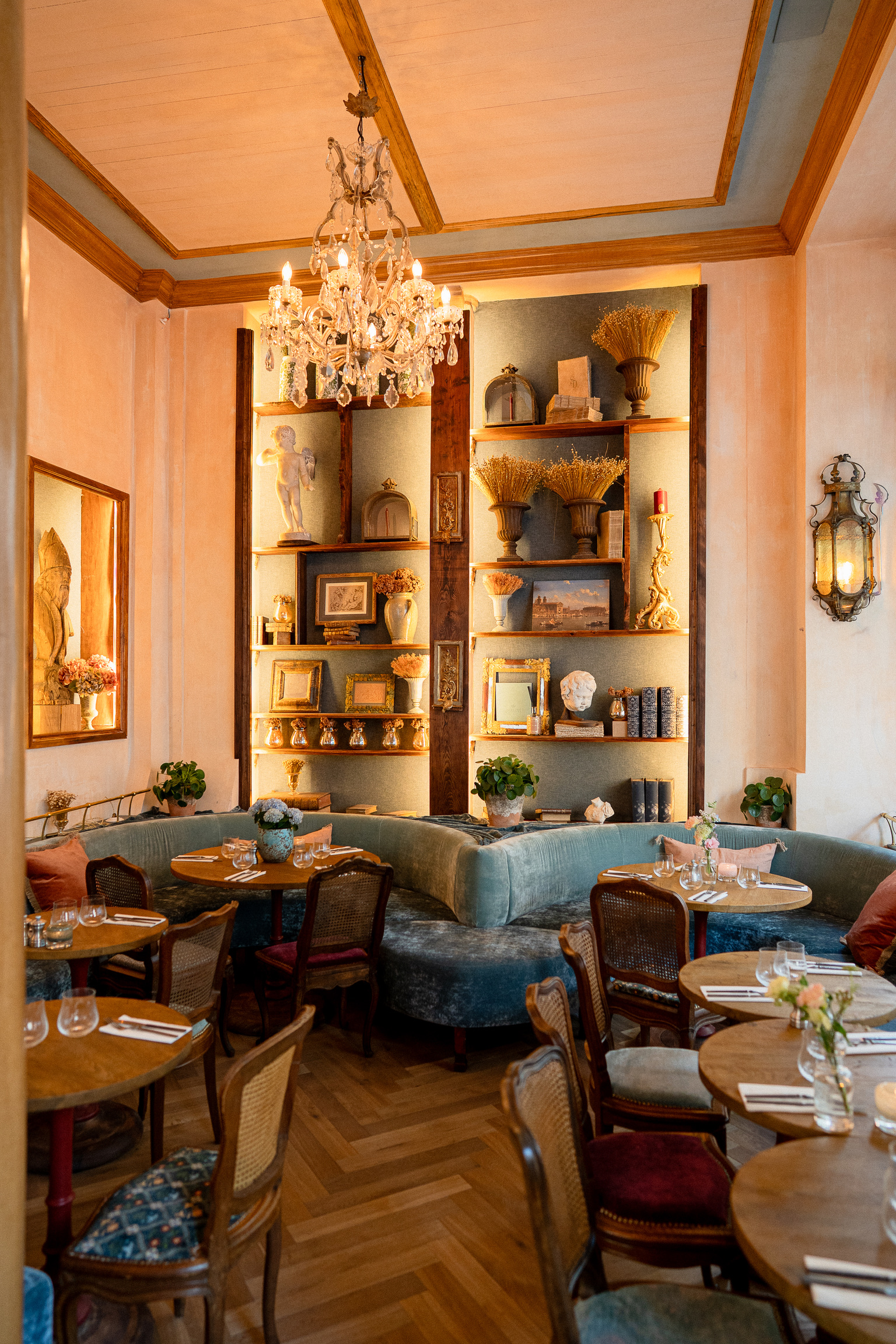 Karavaki au Jardin de Luxembourg