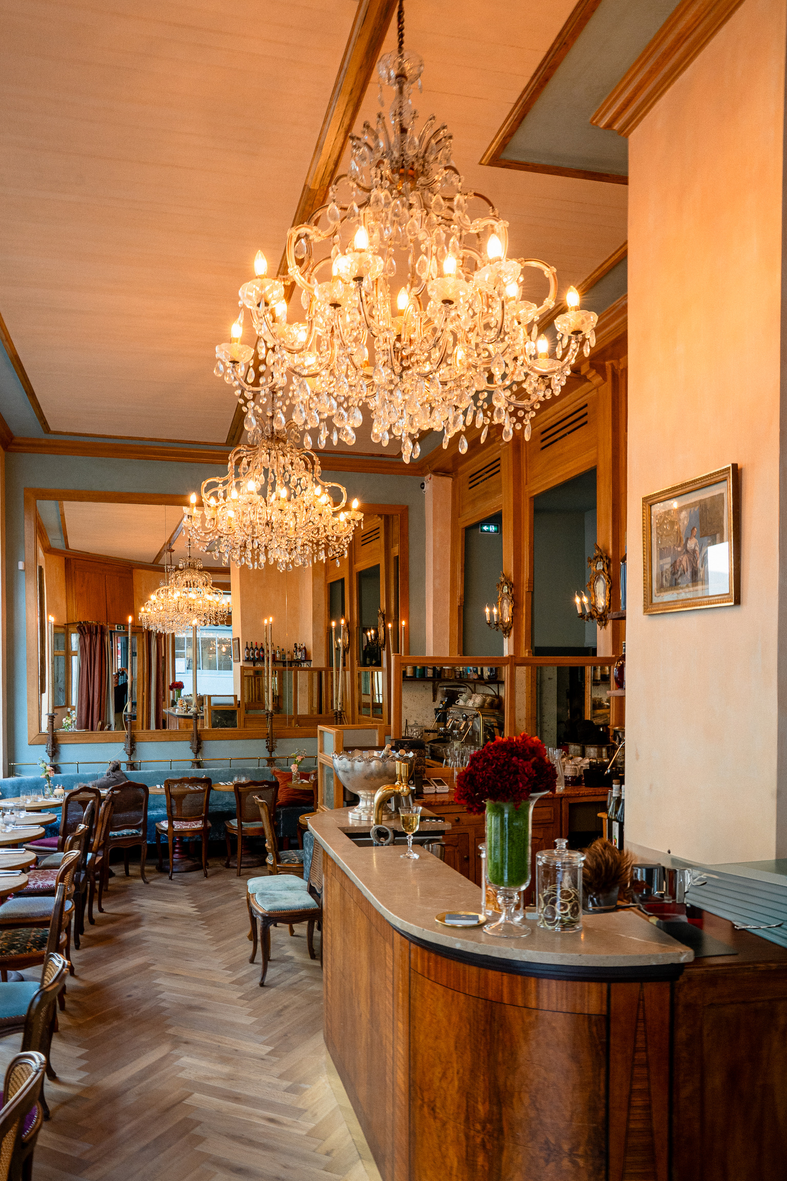 Karavaki au Jardin de Luxembourg