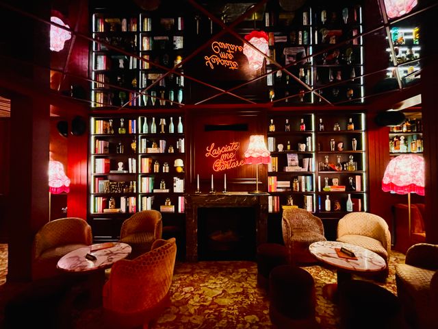 Mambo Garches Cheminée