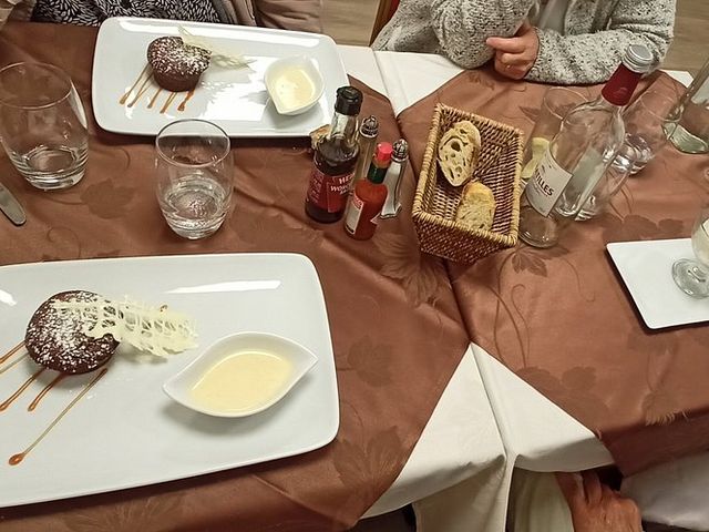 Le Douze Heures Restaurant